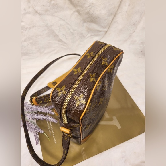 Authentic Louis Vuitton Danube pm crossword shoulder bag - Picture 15 of 16